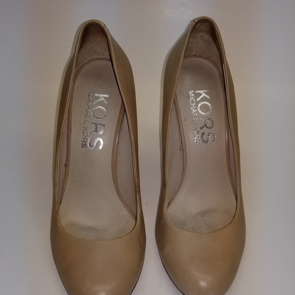 Michael Kors - Picture 2 of 3
